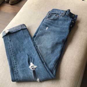 ✨Vintage Distressed Levi's 501's 28✨